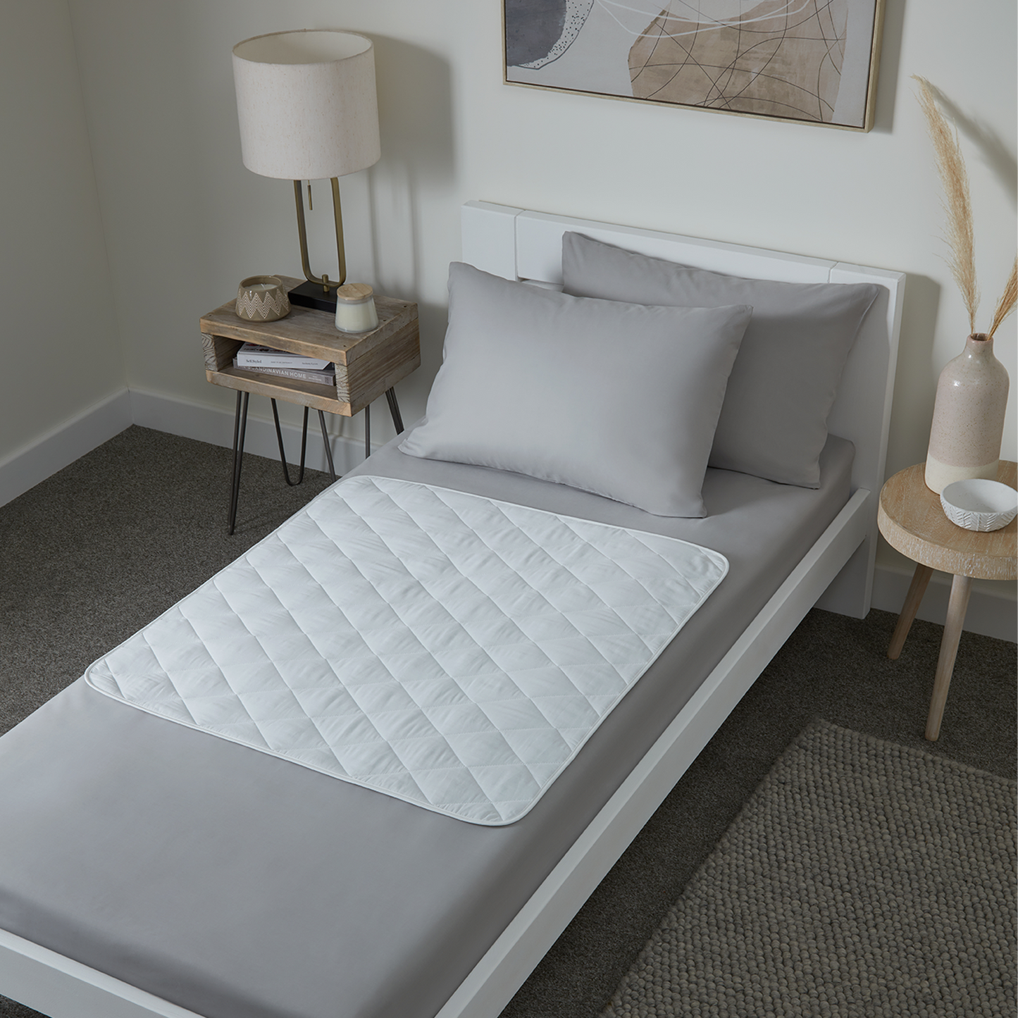 GuardedSleep Reusable Bed Pad, Medium – (SKU: AHW004)