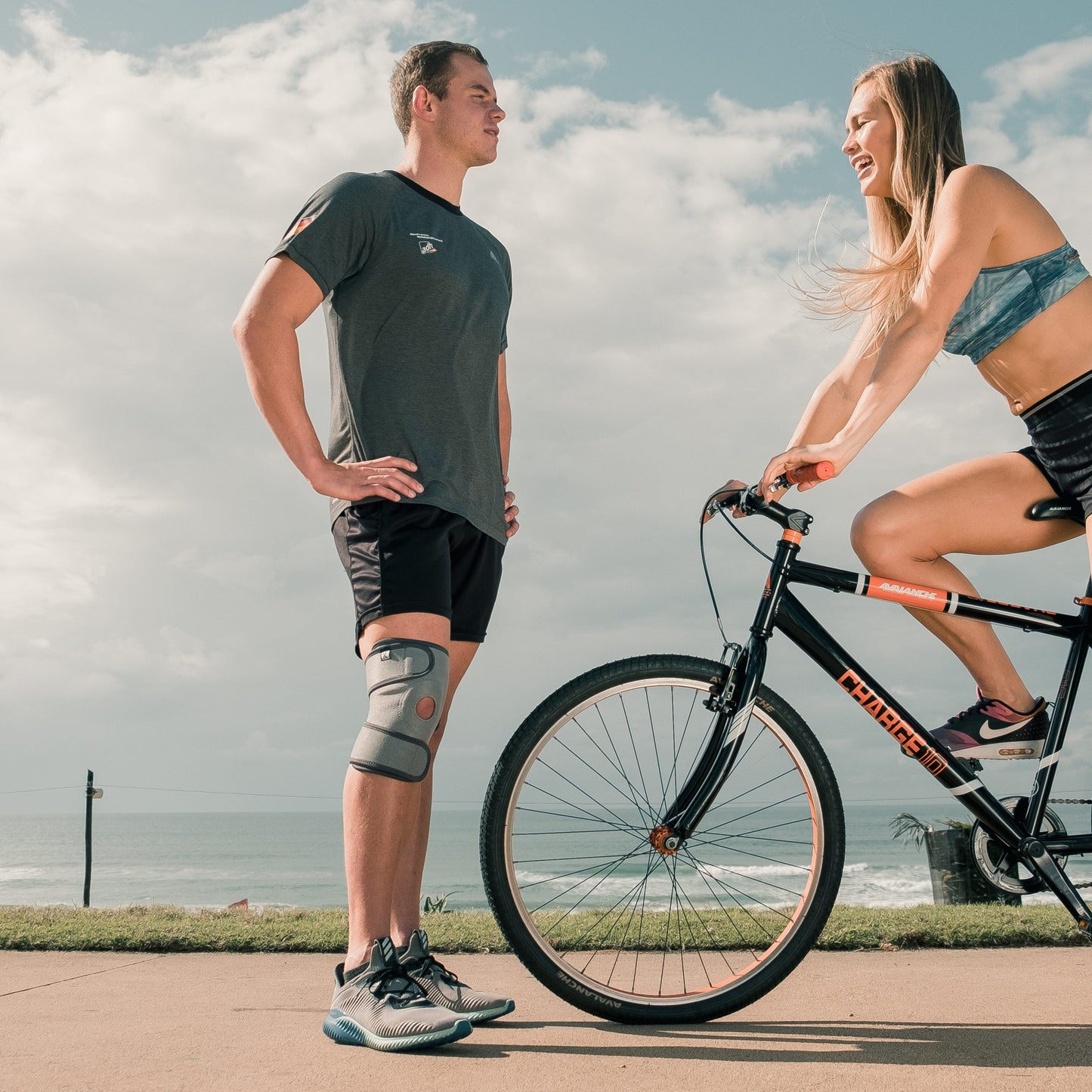Pro-Light Neoprene Knee Support (RRP £9.99)